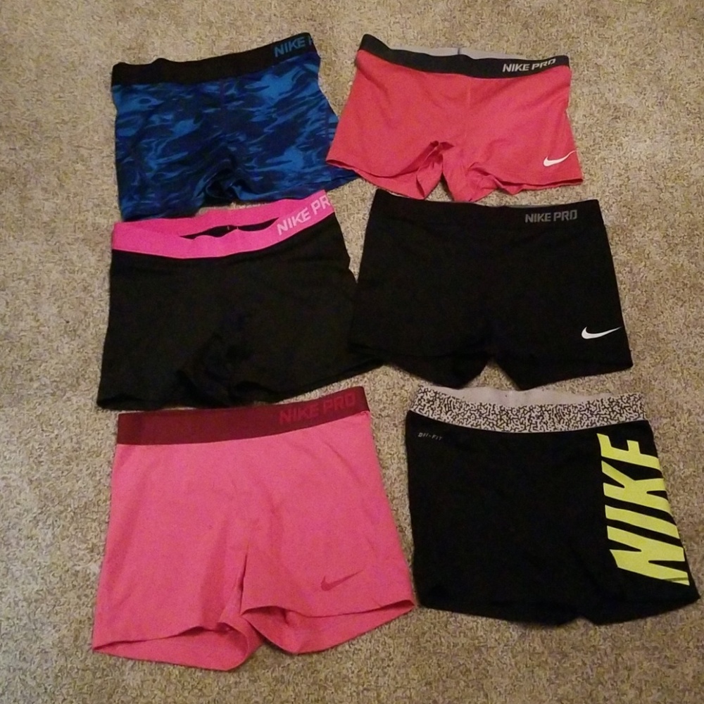 Nike Pro